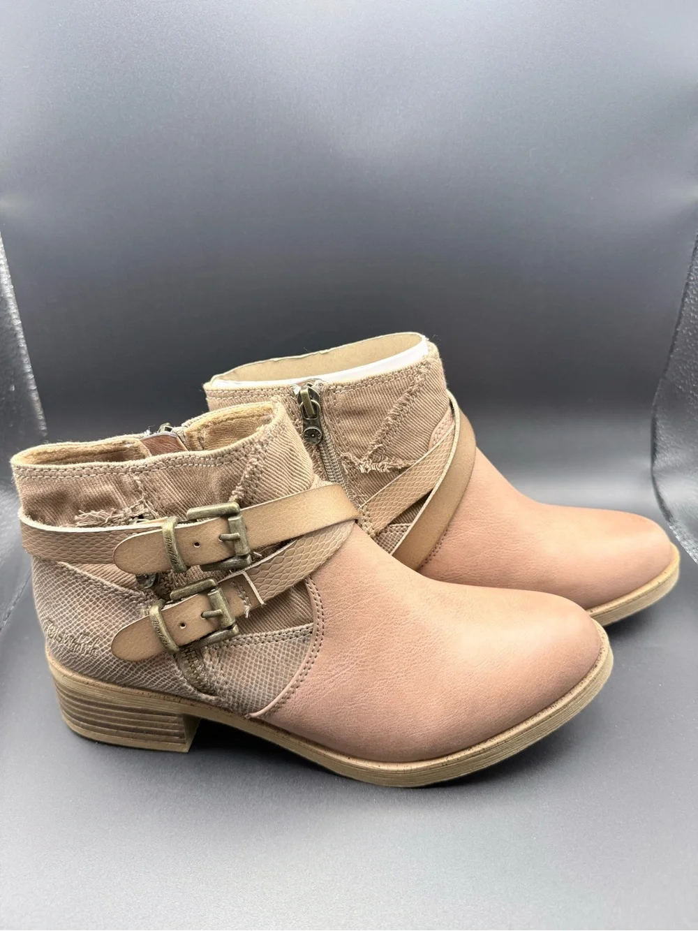 Blowfish - Women's Tan Ankle Booties with Buckle Straps NWOT